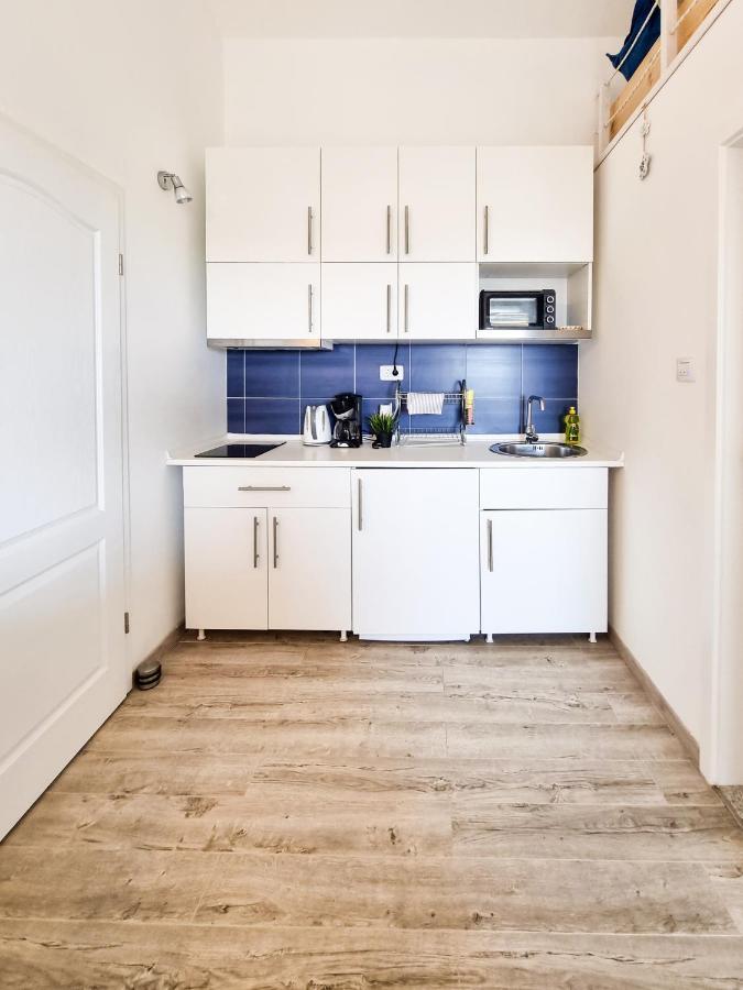 Eleonora Apartment