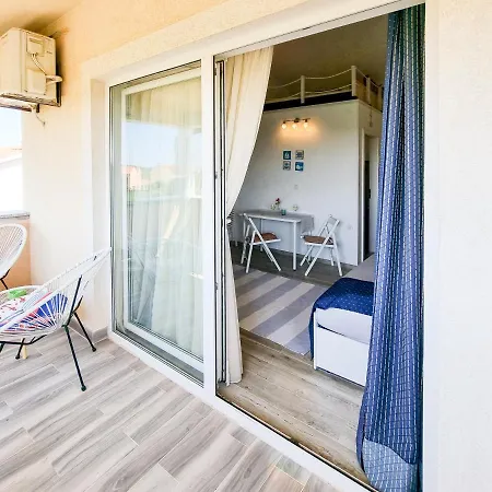 Eleonora Apartment Banjole Exterior photo