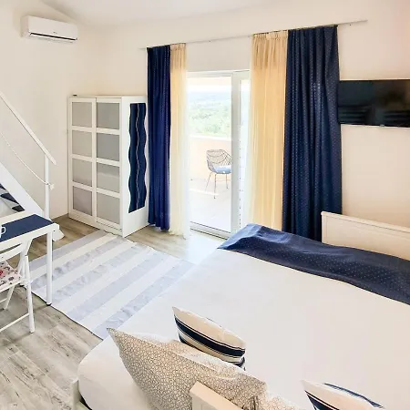 Eleonora Apartment Banjole Exterior photo